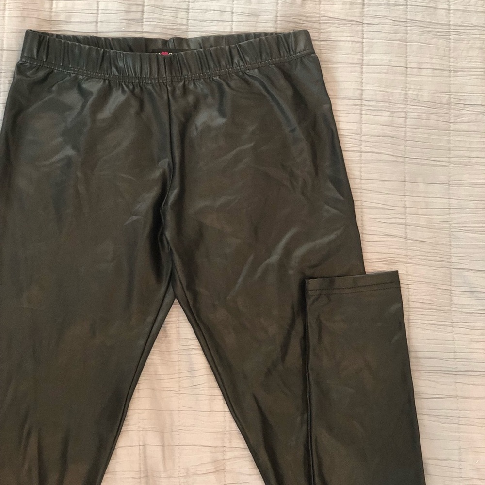 Size small pleather black leggings
